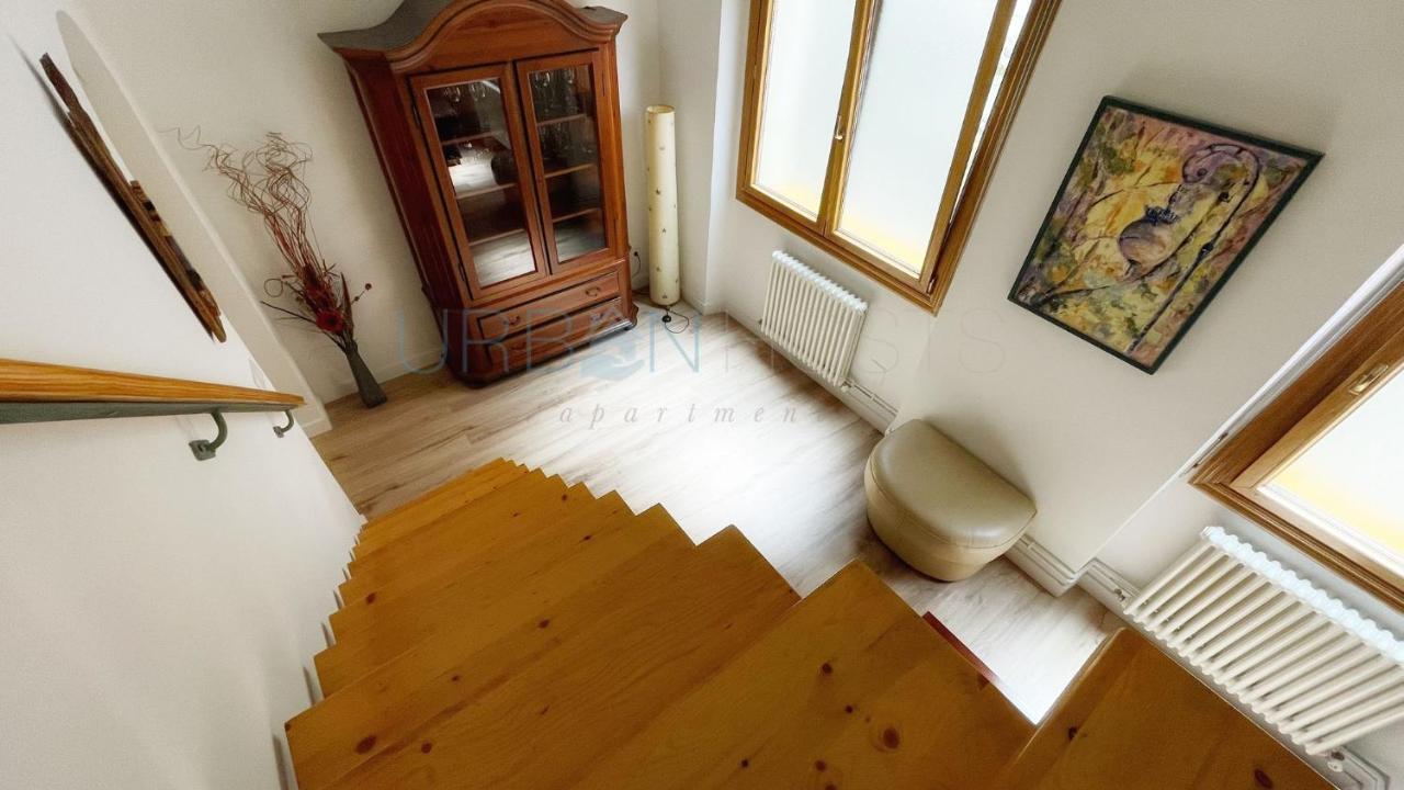 Vivienda Turistica Con Encanto Centrico, Wifi Y Patio 빌바오 외부 사진